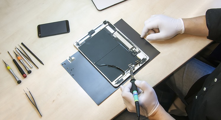 service-tablet